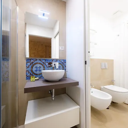 Guest house Il Sole In Pieno Centro Storico In Cagliari